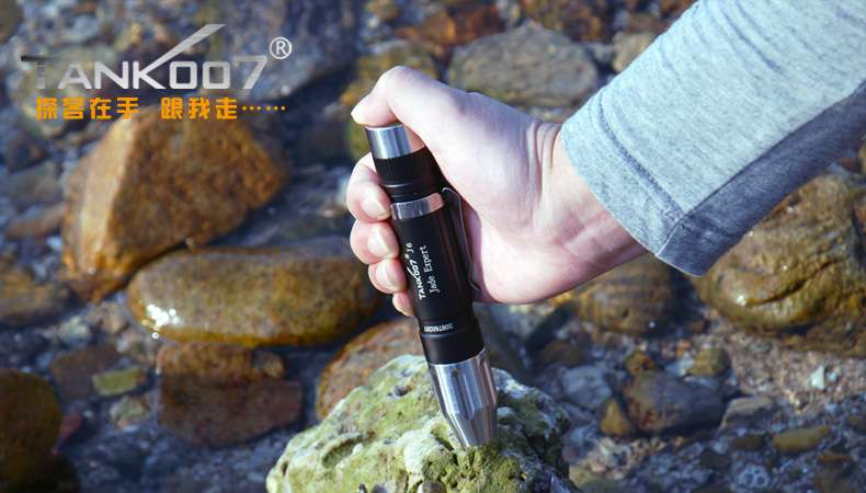 新手收藏家必用珠寶玉石鑒定工具——TANK007照玉手電筒！
